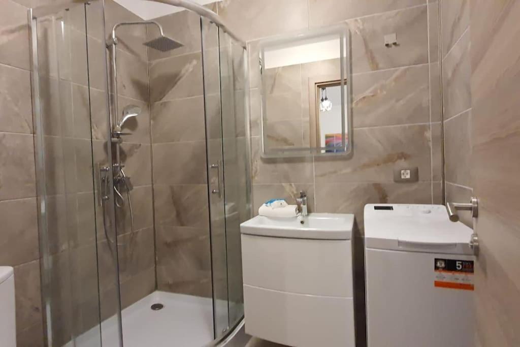 Alezzy Beach Apartament Prima Linie La Mare Navodari Bagian luar foto